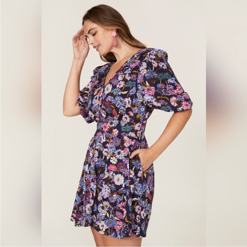 Tanya Taylor Silk Nat Dress Purple pink Floral V-Neckline Short Sleeve Pleated
